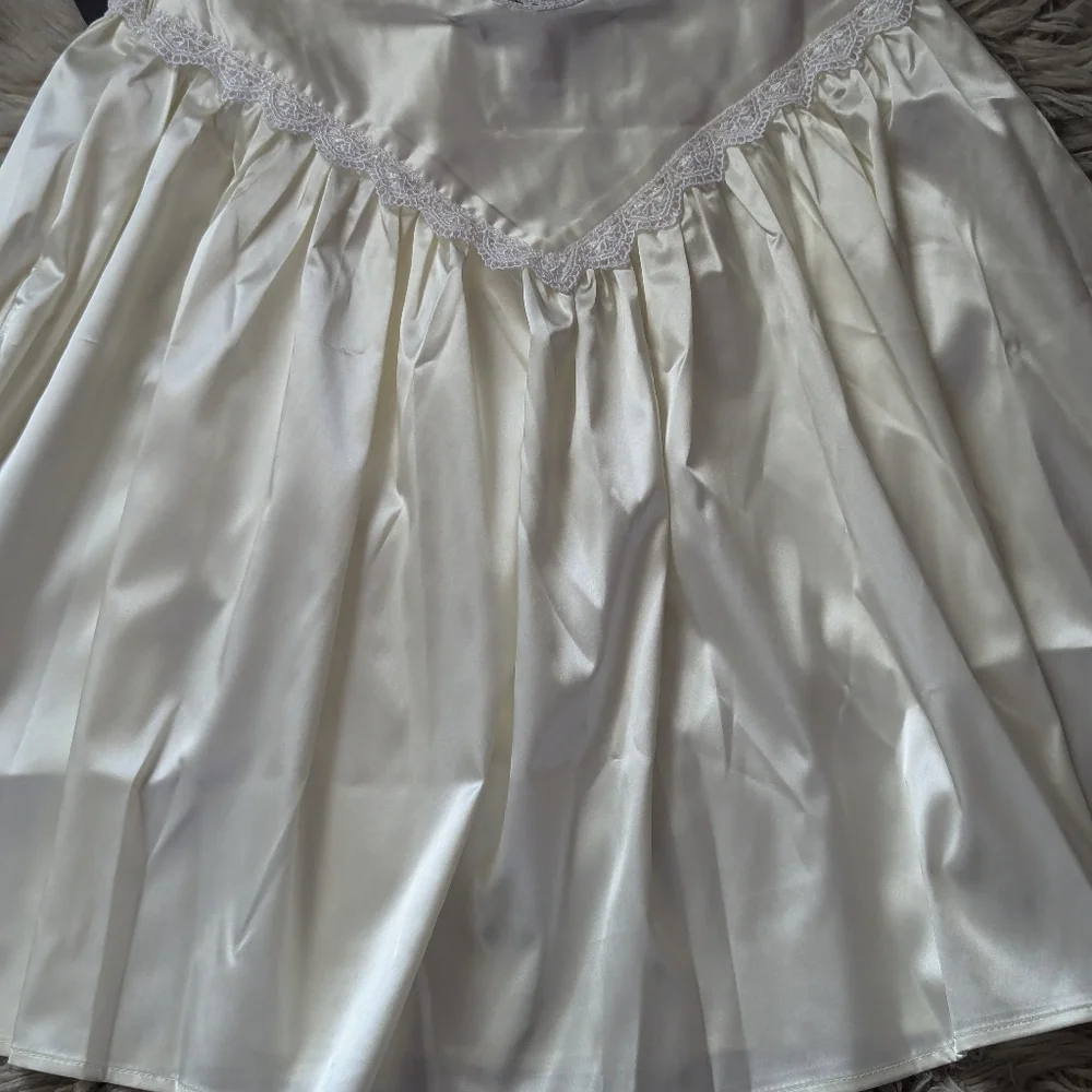 NWT Vanessa Mooney Jolene Dress in White Limited Edition - Picture 15 of 16